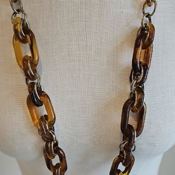Elegant Chunky Tortishell Brown Chain Necklace - Picture 3 of 3